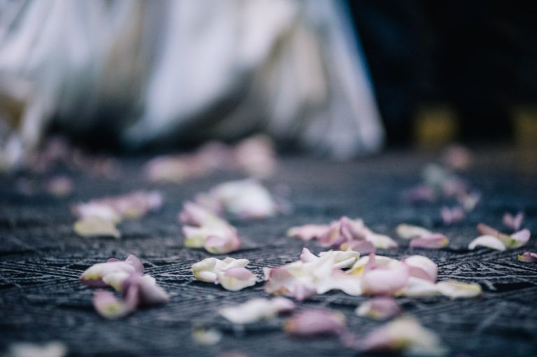 Cumberland Hotel Wedding Photographer rose petals