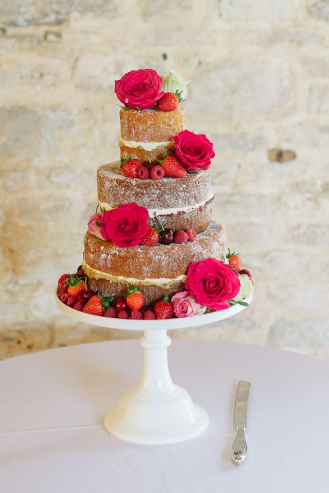 Kingston-Country-Courtyard-Dorset-Wedding-Photographer-27