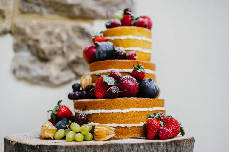 Victorian Barn Wedding showcase wedding cakes