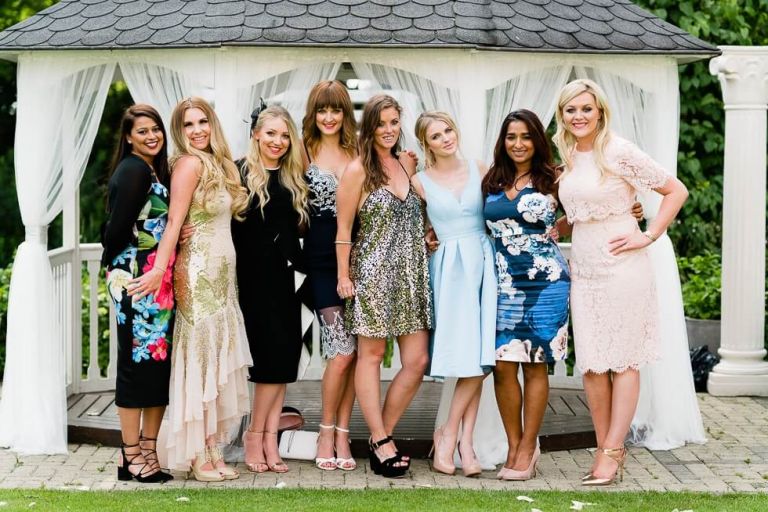 trunkwell house hotel wedding guests portraits