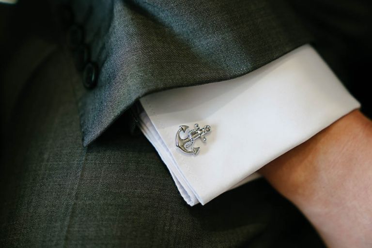 grooms cufflinks at balmer lawn hotel